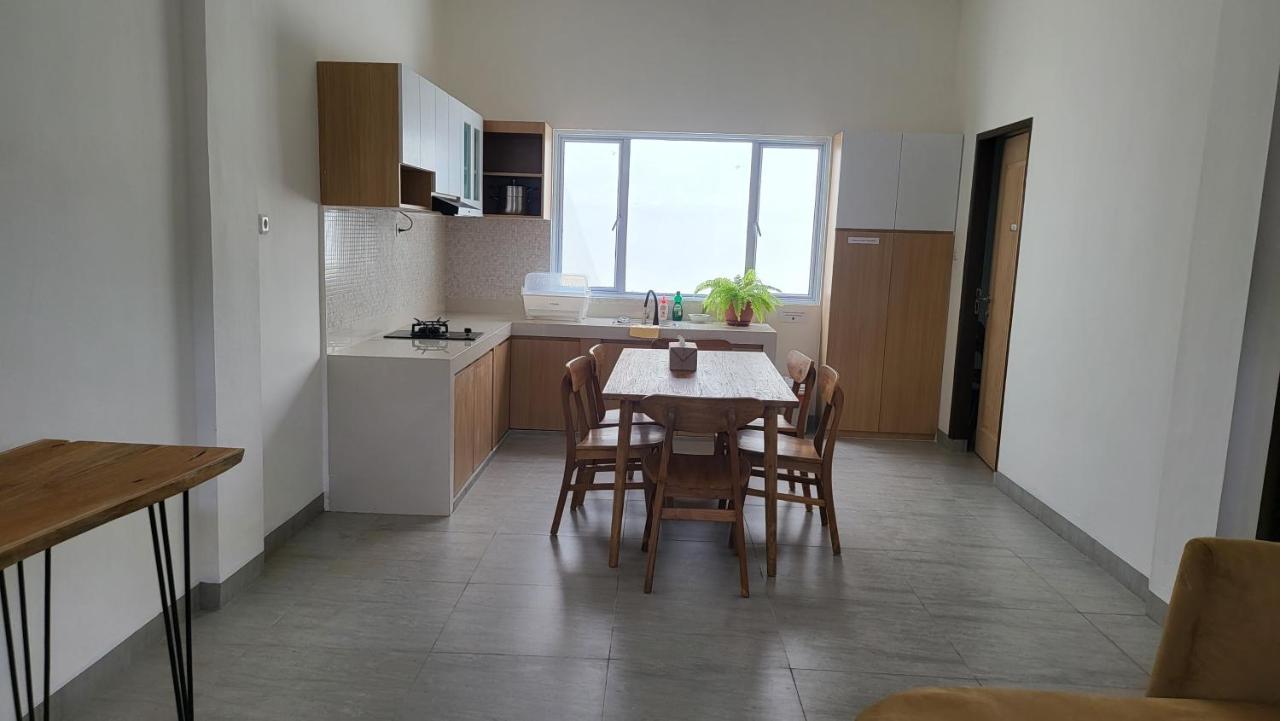 Rumah Tropis - Lantai 1 Apartemen *