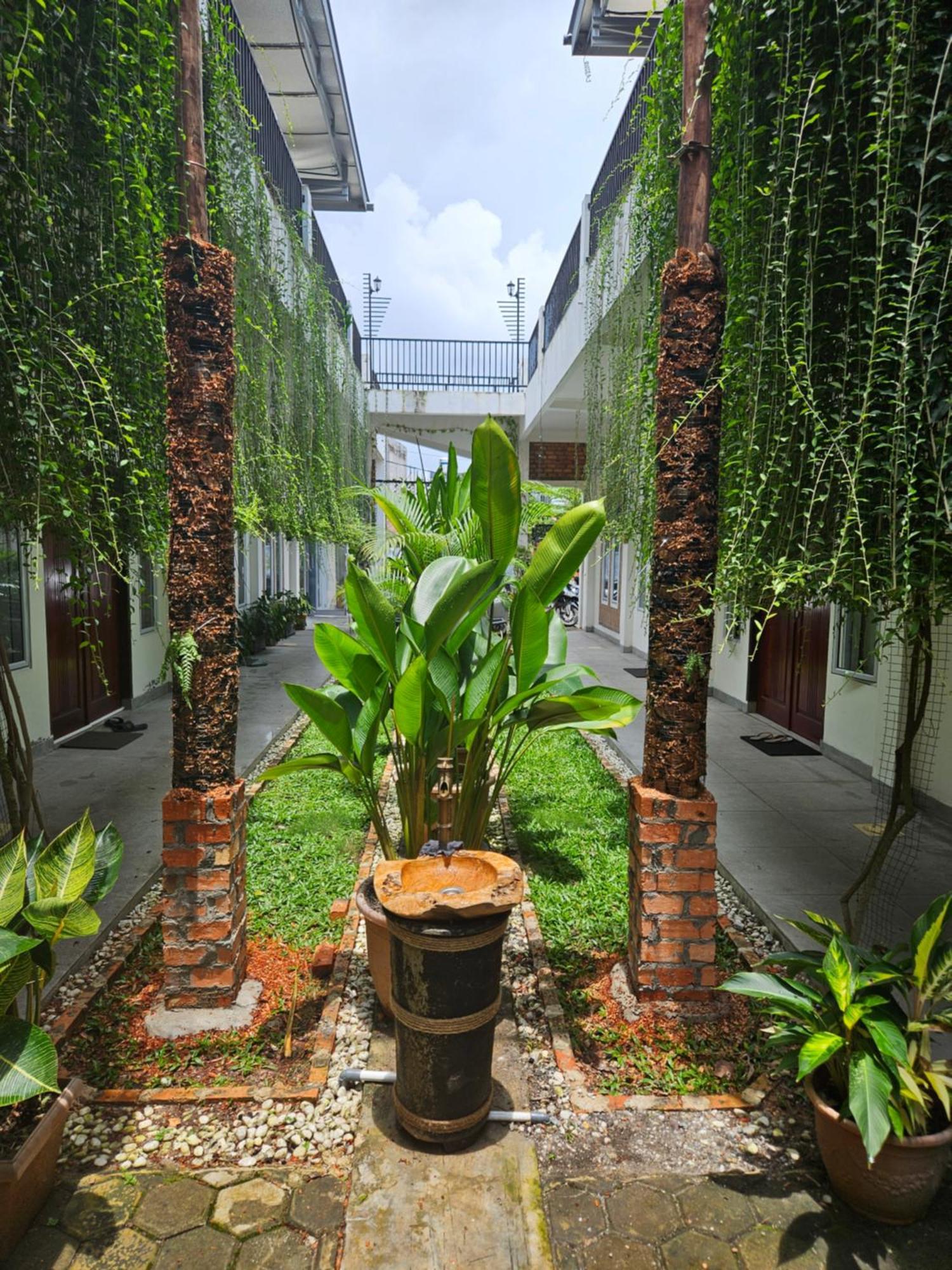 Apartemen Rumah Tropis - Lantai 1